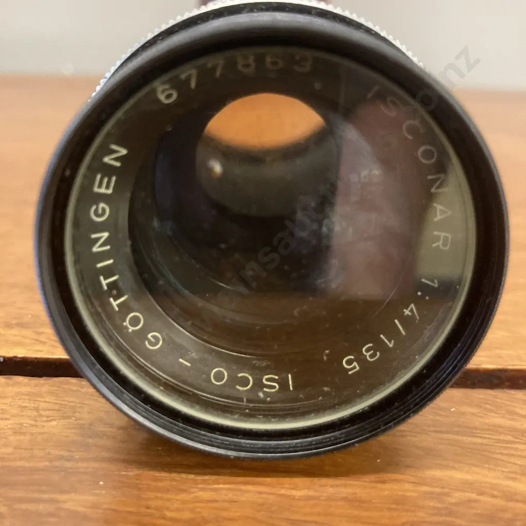 Isco-Gottingen Isconar 1:4/135  M42 Screw Mount Camera Lens Germany 1960-70s, Leather Case Image 1++